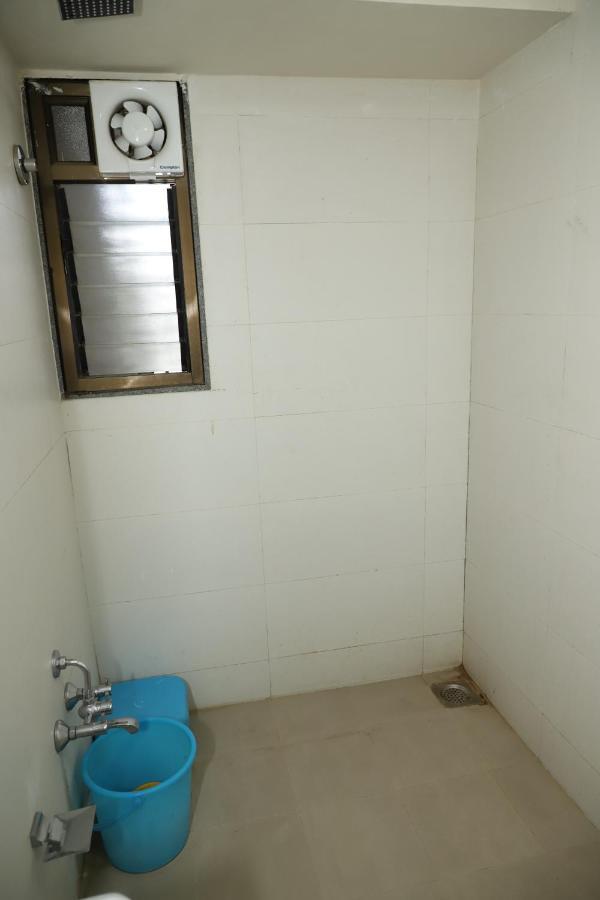 Hotel Dolphin Residency Pātan المظهر الخارجي الصورة